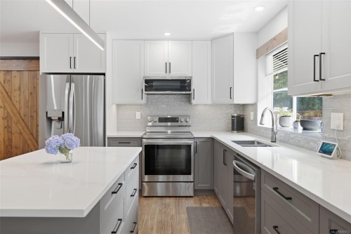 #8-6766 Central Saanich Rd, Central Saanich, BC 