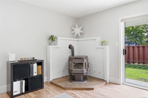 #8-6766 Central Saanich Rd, Central Saanich, BC 