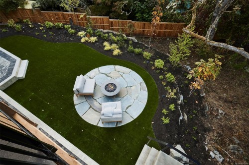3912 Woodlands Pl, Saanich, BC 
