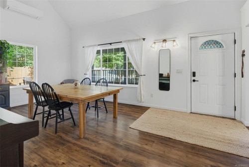 3668 Princess Ave, Cobble Hill, BC 