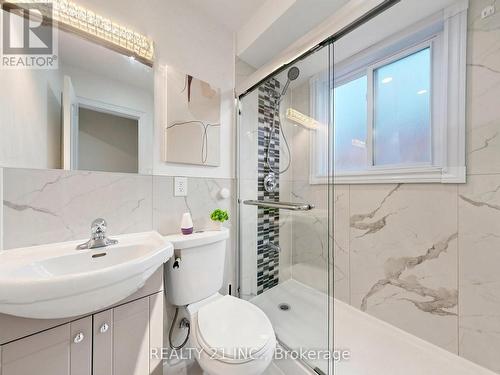 120 Queensbury Avenue, Toronto, ON 