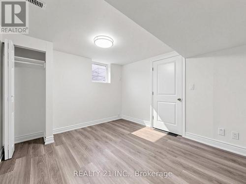 120 Queensbury Avenue, Toronto, ON 