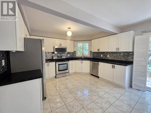 63 SUNRIDGE STREET , Richmond Hill, Ontario L4E 3T7 4