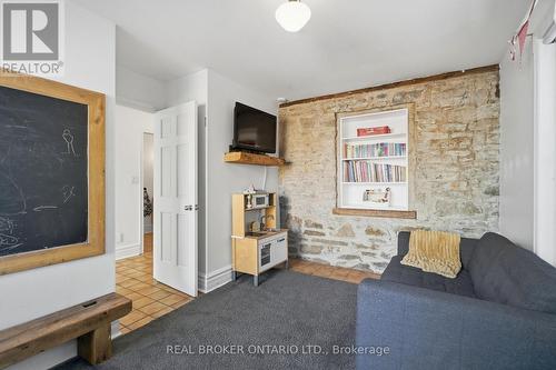 1264 Old 8 Highway, Hamilton, ON 