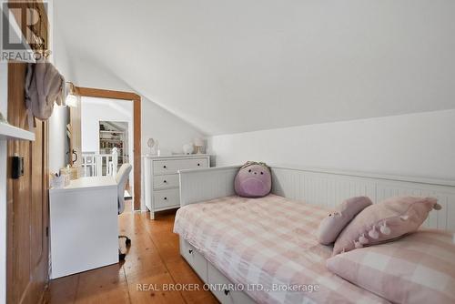 1264 Old 8 Highway, Hamilton, ON 