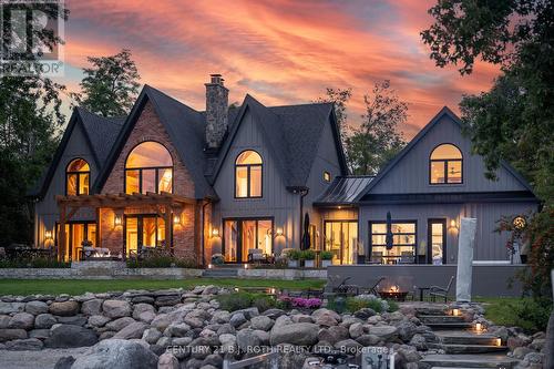 247 Lakeshore Road W, Oro-Medonte, ON 