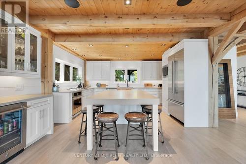 247 Lakeshore Road W, Oro-Medonte, ON 
