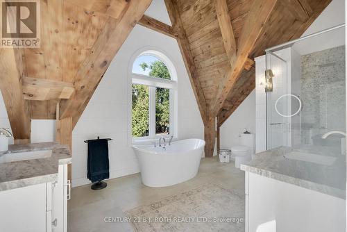 247 Lakeshore Road W, Oro-Medonte, ON 