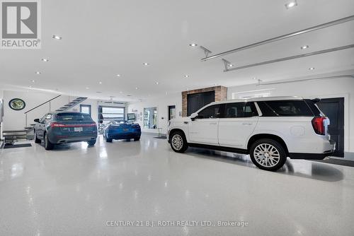 247 Lakeshore Road W, Oro-Medonte, ON 