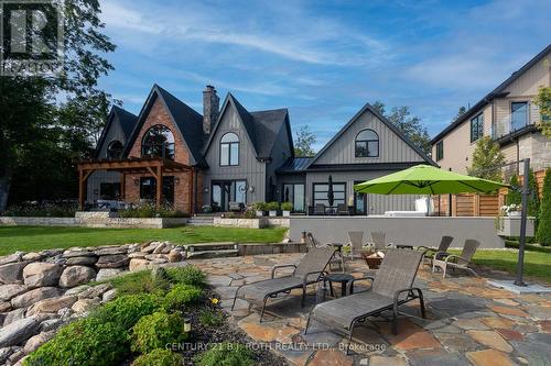 247 Lakeshore Road W, Oro-Medonte, ON 