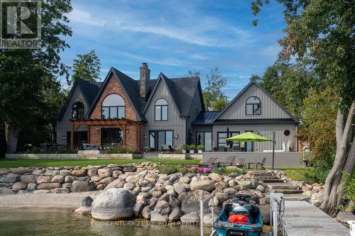 247 Lakeshore Road W, Oro-Medonte, ON 