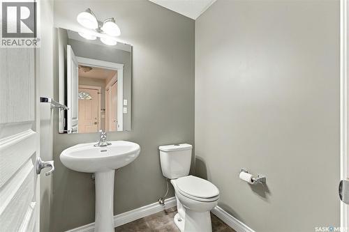 3917 Victoria Avenue, Regina, SK 