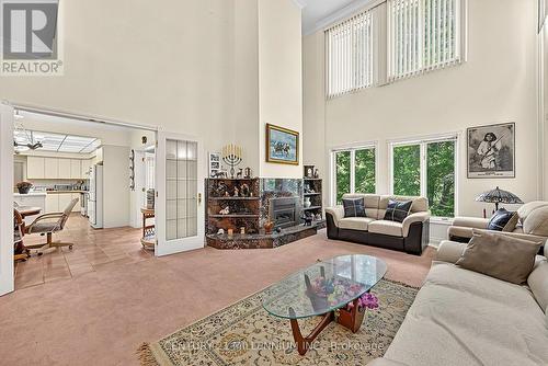 16 Tanglewood Drive, Caledon, ON 