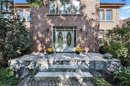 16 Tanglewood Drive, Caledon, ON 