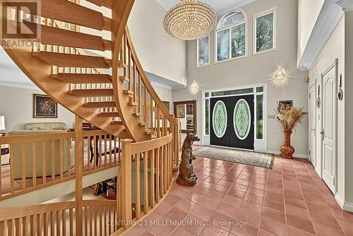 16 Tanglewood Drive, Caledon, ON 