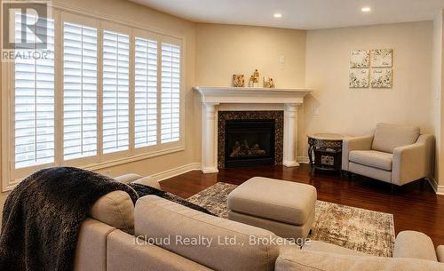 55 Magnificent Way, Hamilton, ON 