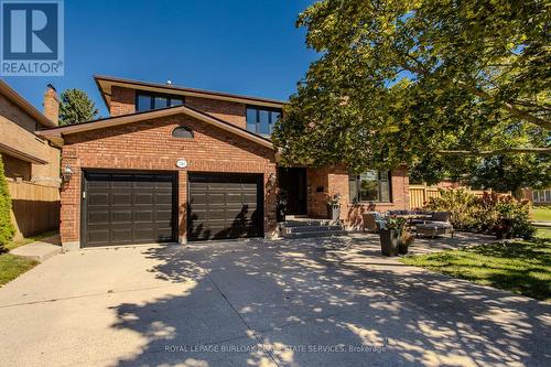 541 Hambling Court, Burlington, ON 