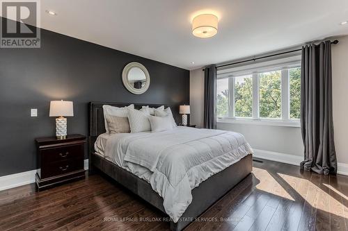541 Hambling Court, Burlington, ON 