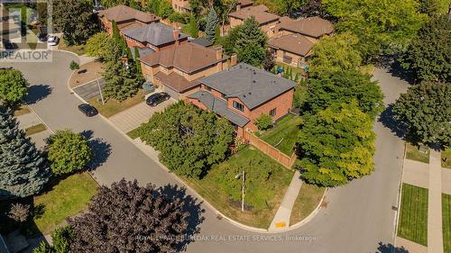 541 Hambling Court, Burlington, ON 