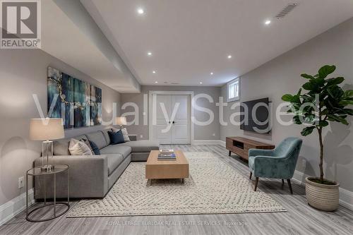 541 Hambling Court, Burlington, ON 