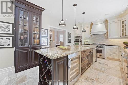 Stunning Chef-Inspired Kitchen w/Granite Counters - 340 Oakridge Court, Oakville, ON 