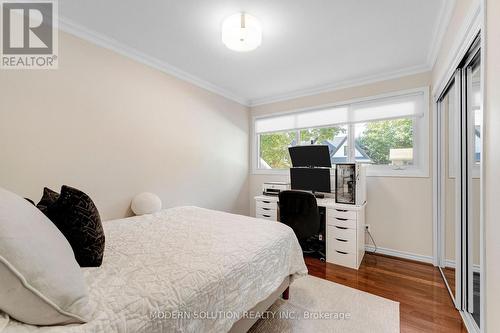 2250 Dunedin Road, Oakville, ON 
