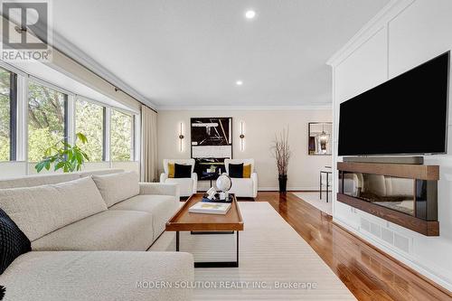 2250 Dunedin Road, Oakville, ON 