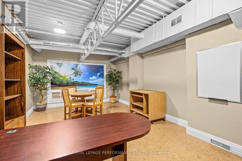 21 - 5350 Canotek Road, Ottawa, ON 