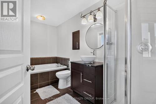 433 Cooks Mill Crescent, Ottawa, ON 