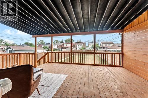 1362 Elsmere, Windsor, ON 