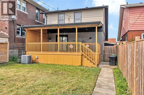 1362 Elsmere, Windsor, ON 