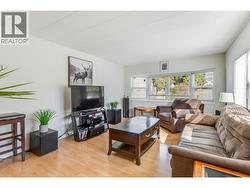 Bright living space - 