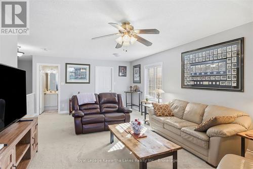 Bright loft area with 4pce bathroom. - 10G - 25 Rivermill Boulevard, Kawartha Lakes (Lindsay), ON 