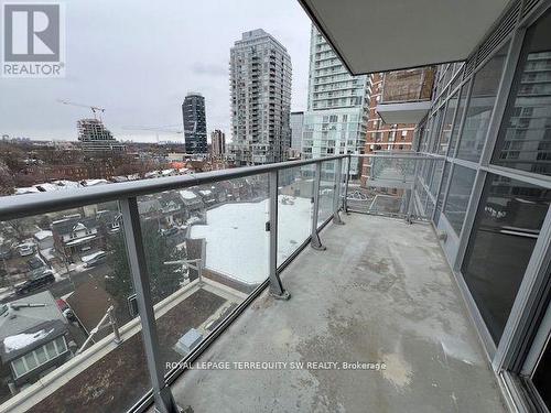 902 - 58 Orchard View Boulevard, Toronto, ON 