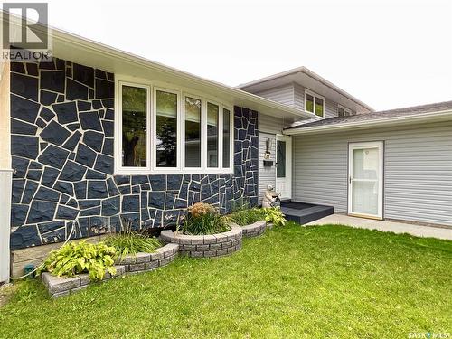 255 Litzenberger Crescent, Regina, SK 