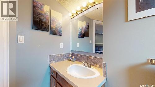 255 Litzenberger Crescent, Regina, SK 