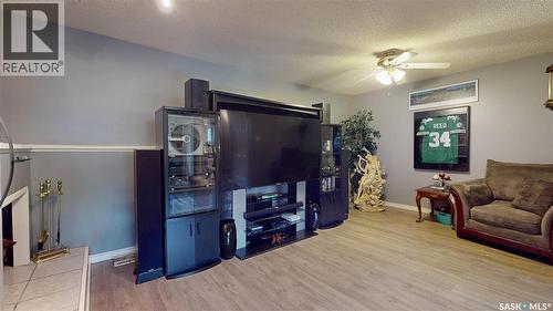 255 Litzenberger Crescent, Regina, SK 