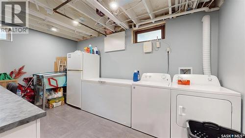 255 Litzenberger Crescent, Regina, SK 