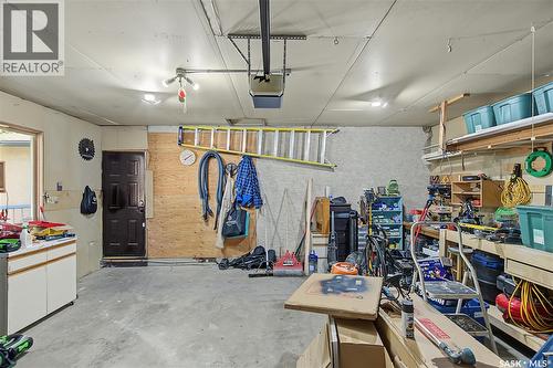 1227 2Nd Avenue Nw, Moose Jaw, SK 
