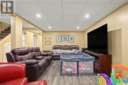 1227 2Nd Avenue Nw, Moose Jaw, SK 
