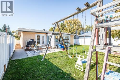 1227 2Nd Avenue Nw, Moose Jaw, SK 