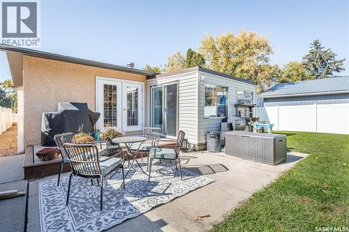 1227 2Nd Avenue Nw, Moose Jaw, SK 