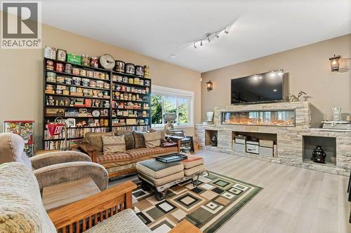 1581 20 Street Ne Unit# 1, Salmon Arm, BC 