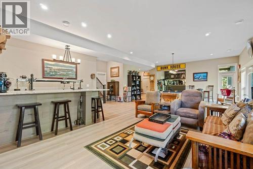 1581 20 Street Ne Unit# 1, Salmon Arm, BC 