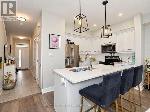 77 - 601 Lions Park Drive, Strathroy-Caradoc (Mount Brydges), ON 