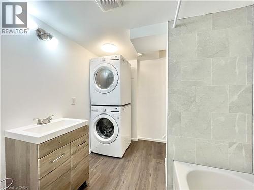 Bachelor Unit - 76 Marc Boulevard, Welland, ON 