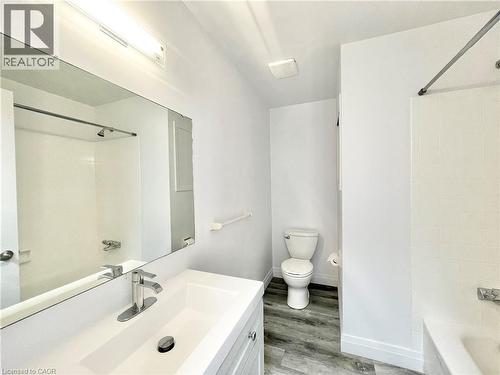Main floor unit - 76 Marc Boulevard, Welland, ON 