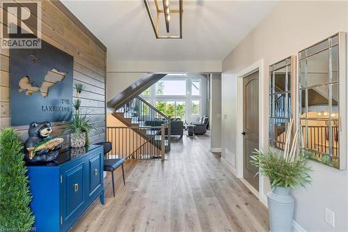 527 Pine Point Lane, Madoc, ON 