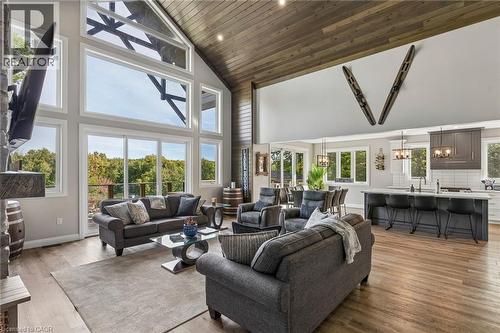 527 Pine Point Lane, Madoc, ON 