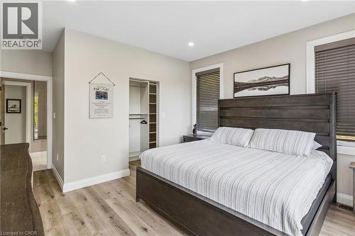 527 Pine Point Lane, Madoc, ON 